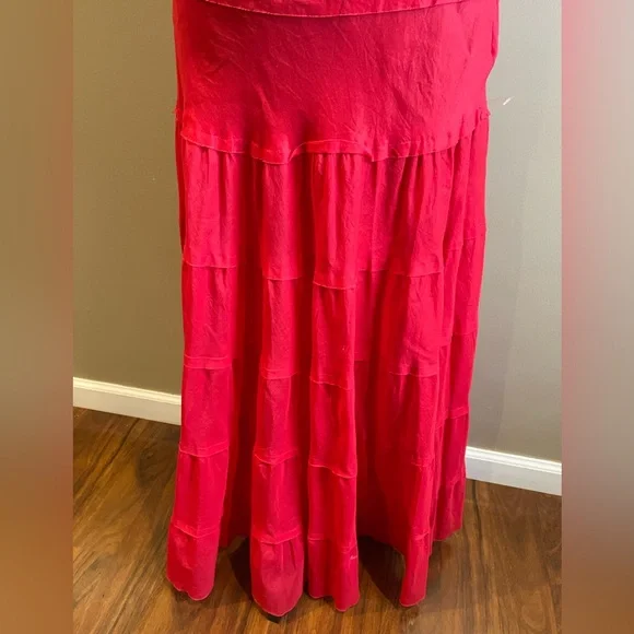 Jones Wear Crochet Tiered Maxi Dress Red - 6 A-line Travel Vacation Resortwear - Picture 4 of 6